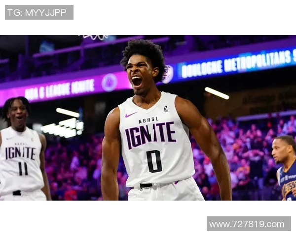 斯库特亨德森的篮球之路：从新星到未来的NBA巨星